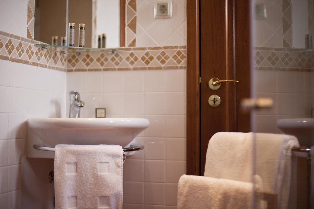 Herdades Da Frupor - Casas De Campo Brejao Chambre photo